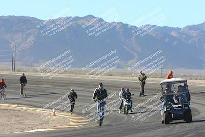 media/Jan-09-2025-Racers Edge (Thu) [[9e316ffd38]]/1-Around the Pits-Track Walk/